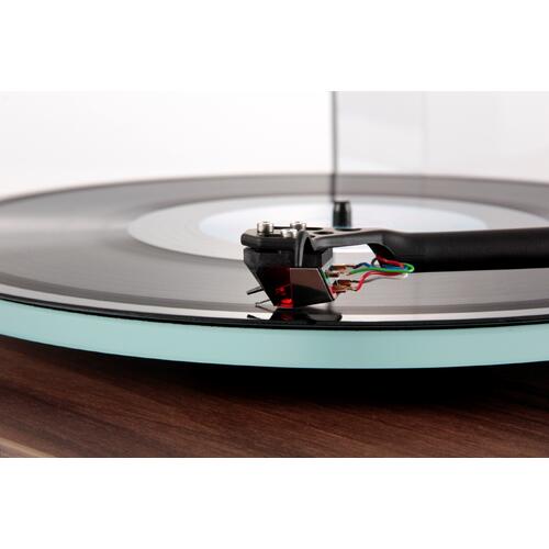 Rega Planar 2, platespiller Rega Nd3 pickup, RB220 arm, valnøtt 